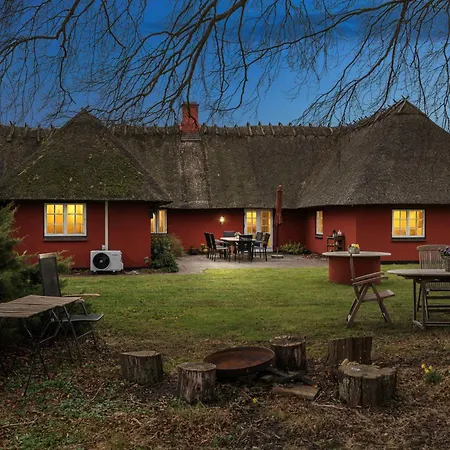 Spacious Near Nature Experiences Ferienhaus Otterup