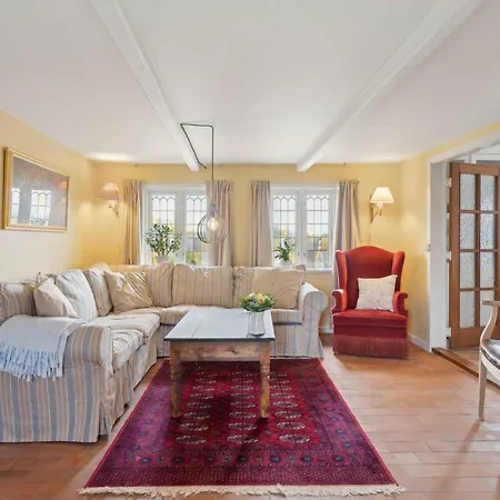 Spacious Near Nature Experiences