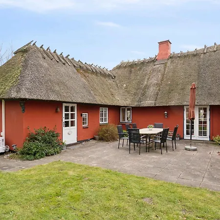 Spacious Near Nature Experiences Ferienhaus Otterup
